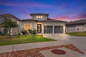 featured image of 302 Navarro