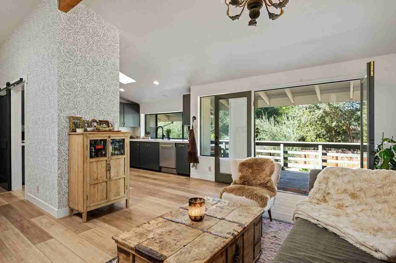2455 Lucca Ave - Photo 5 of 36
