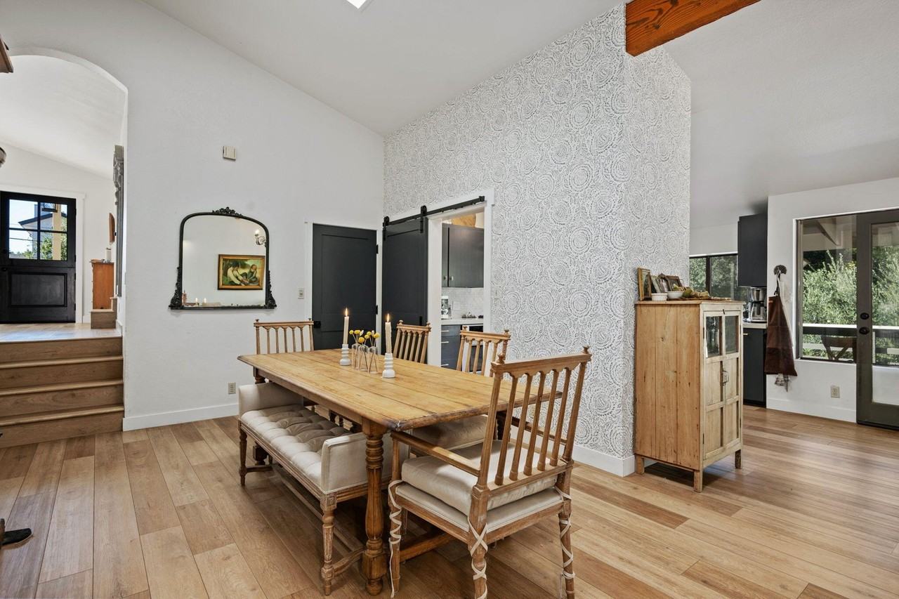 2455 Lucca Ave - Photo 6 of 36