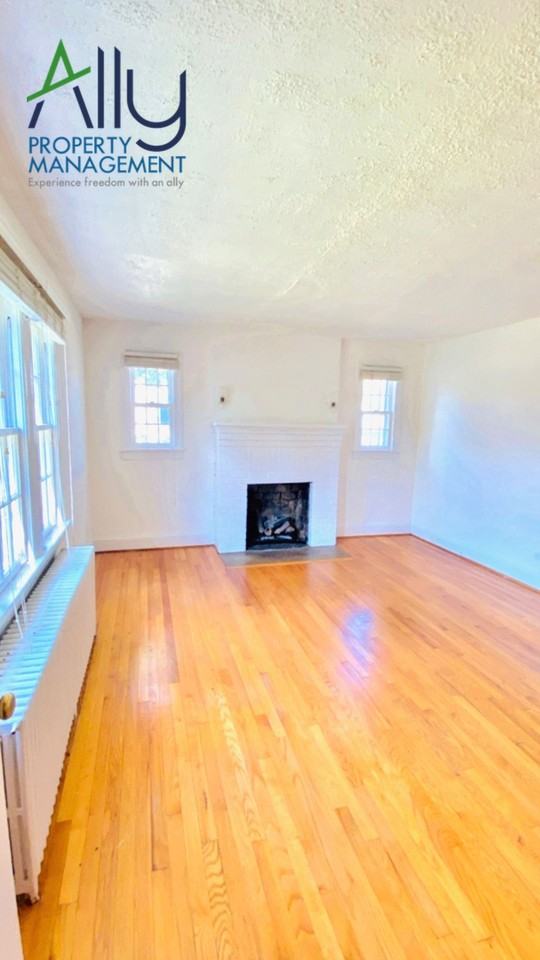 500 Hanover St #1 - Photo 7 of 24