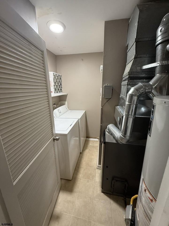 25 Oyster Bay Rd #B - Photo 6 of 11
