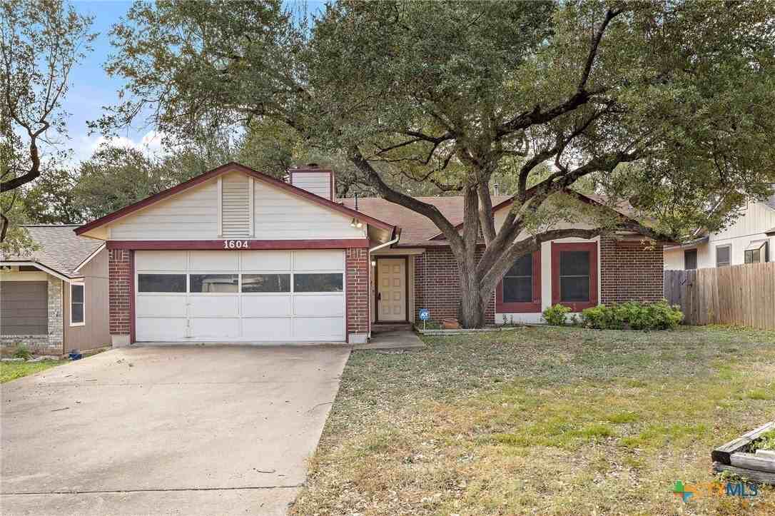 1604 Texas Oak Way - Photo 2 of 20
