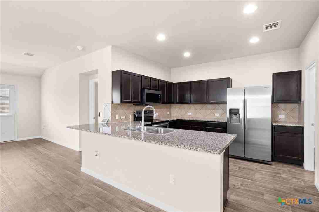 210 Garcitas Creek Ln - Photo 7 of 25