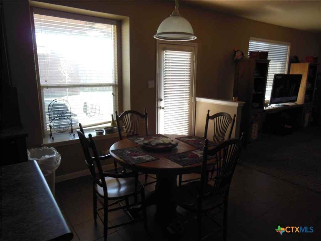 2147 Brinkley Dr - Photo 7 of 23
