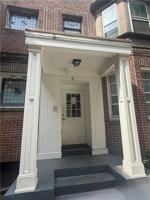 featured image of 218 Waterman St