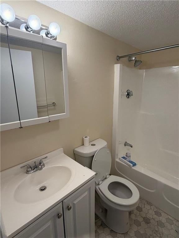 331 Hope St - Photo 5 of 9