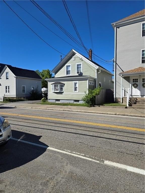 392 Benefit St #2ndFL - Photo 2 of 11