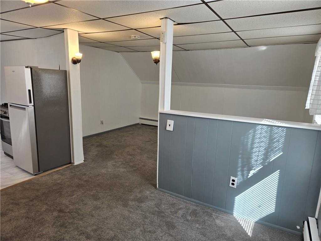 392 Benefit St #2ndFL - Photo 6 of 11