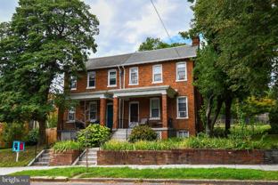 4210 10th St Ne - Photo 1 of 1