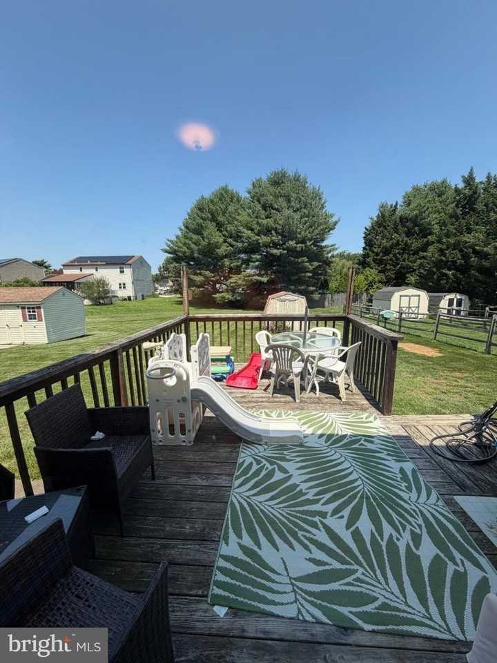 324 Barley Dr - Photo 2 of 5