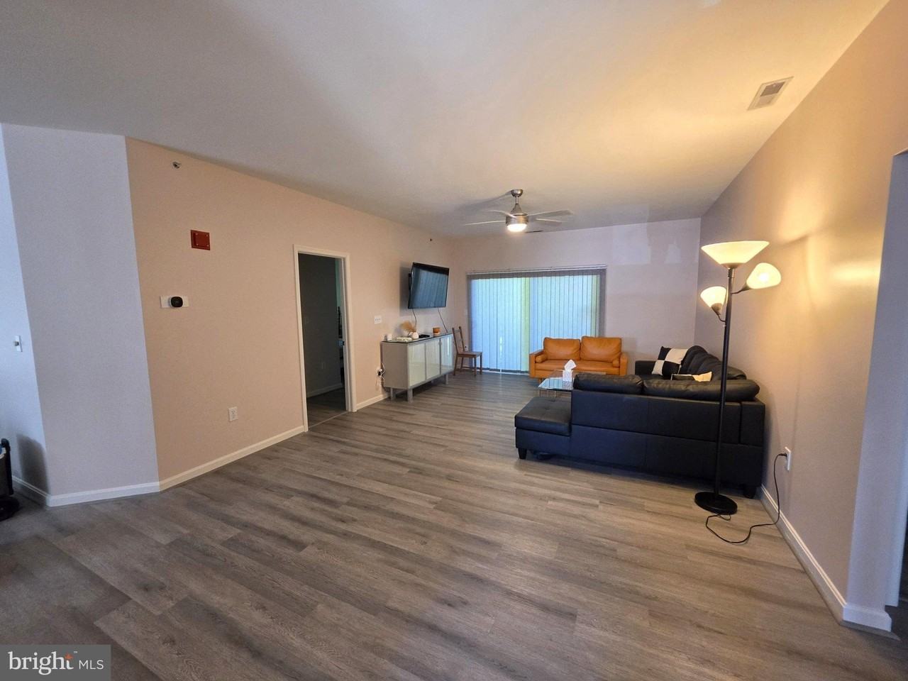 Bay Ave #702 - Photo 2 of 18