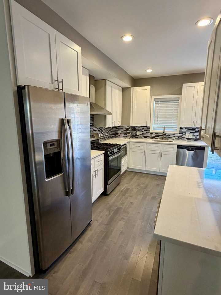 343 S Macon St - Photo 5 of 17