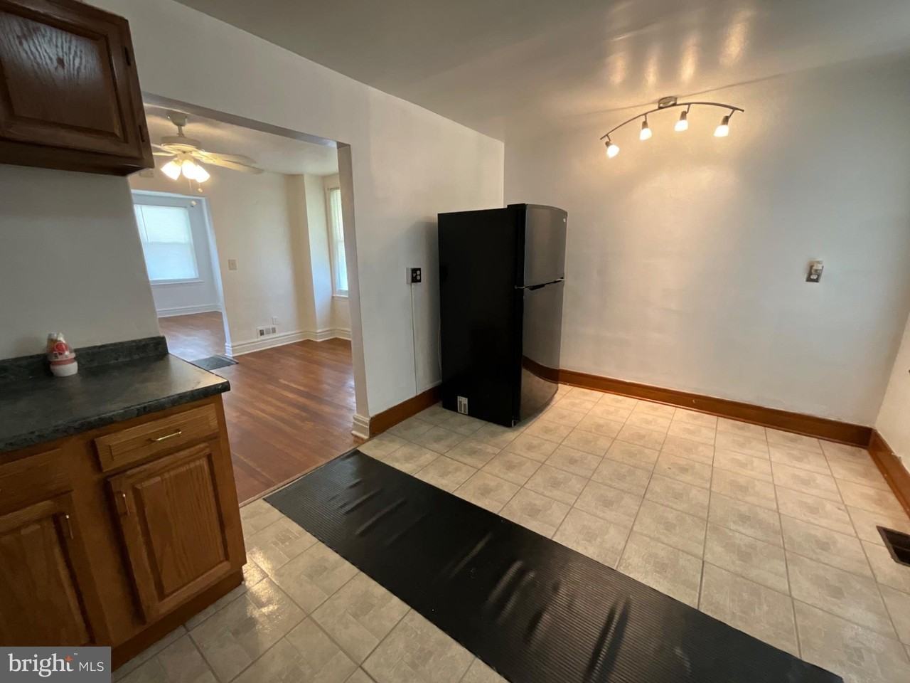 3018 Larue Sq E - Photo 5 of 19