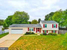featured image of 806 Truro Ct