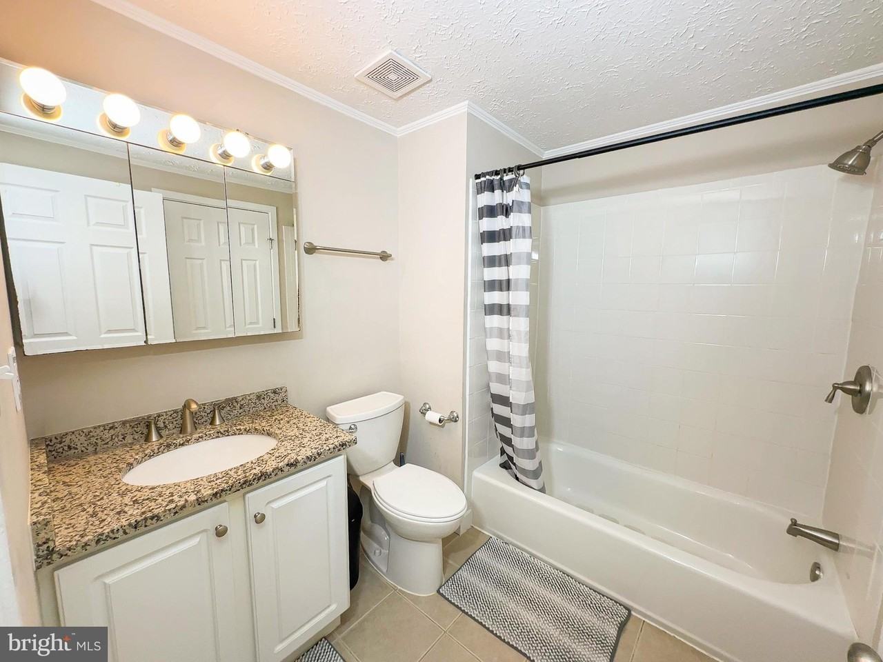 806 Truro Ct - Photo 7 of 24