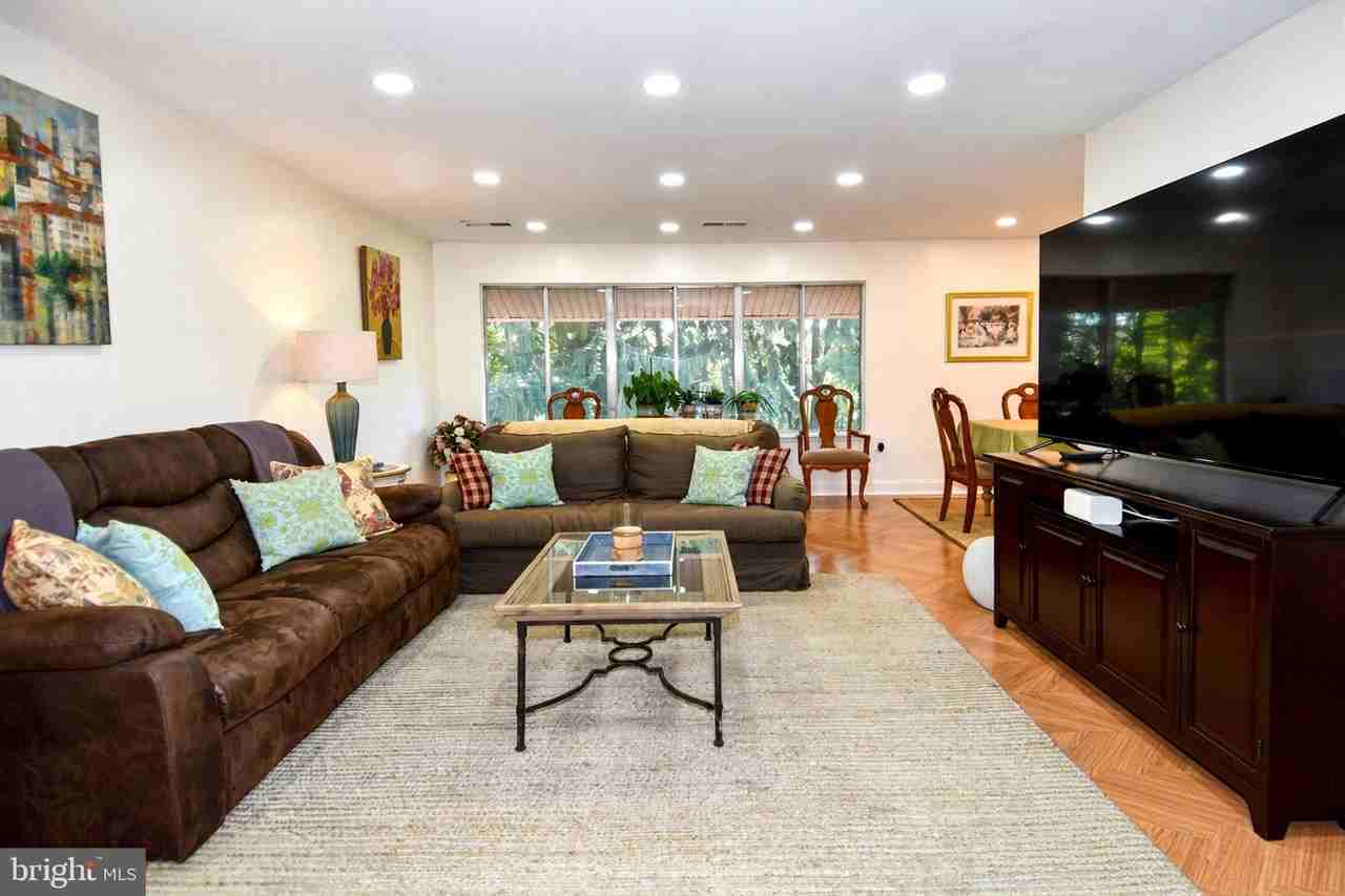 18624 Walkers Choice Rd #6 - Photo 2 of 25