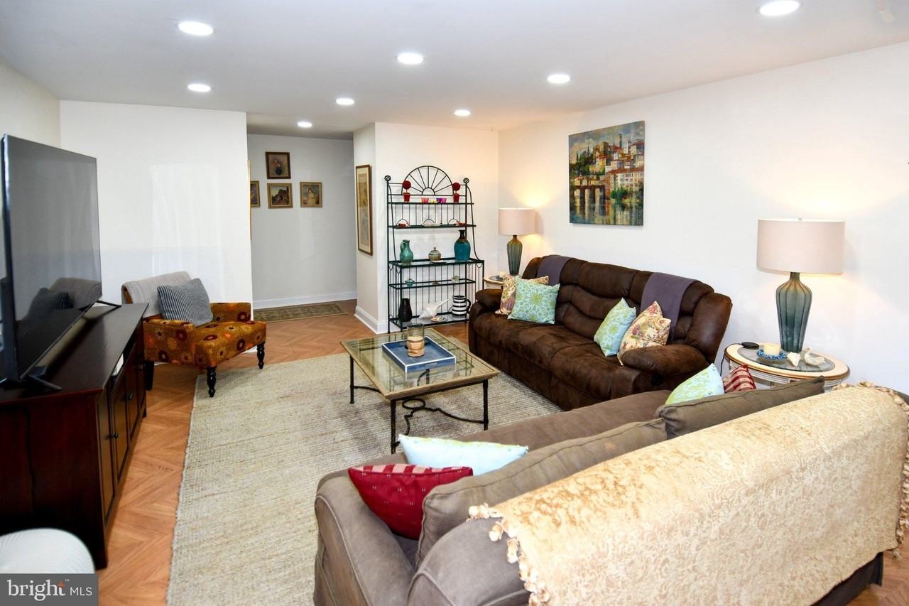 18624 Walkers Choice Rd #6 - Photo 4 of 25