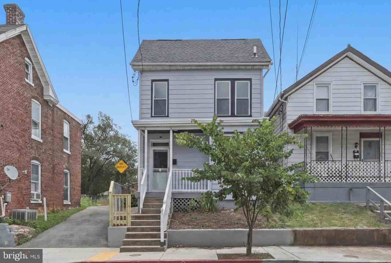 20 Summer St - Photo 2 of 31