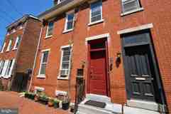 219 Wood St #B - Photo 1 of 1