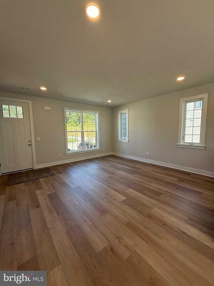 4127 Ridgeview Ave - Photo 3 of 37