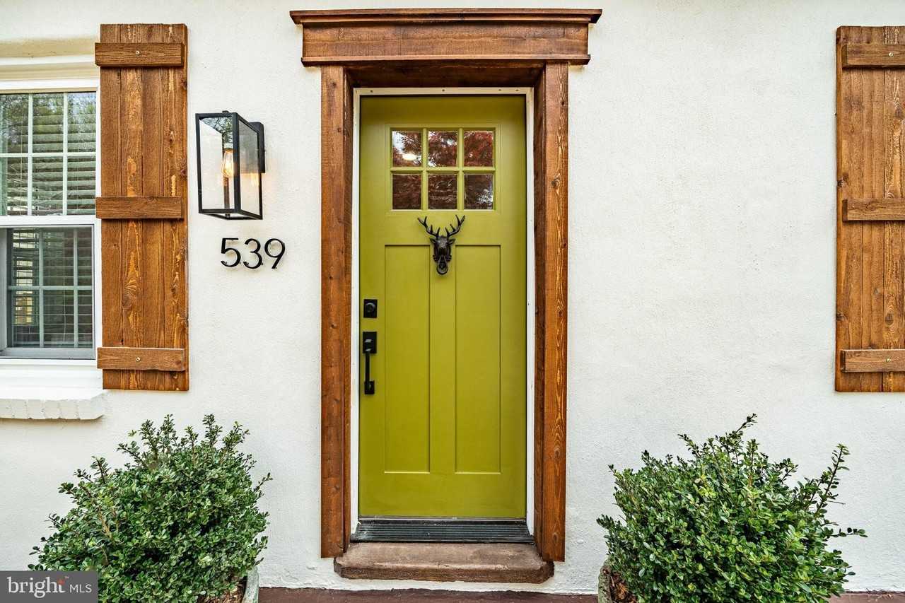 539 Northbrook Rd - Photo 7 of 39