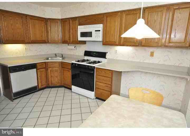 45 Constitution Ct - Photo 7 of 25