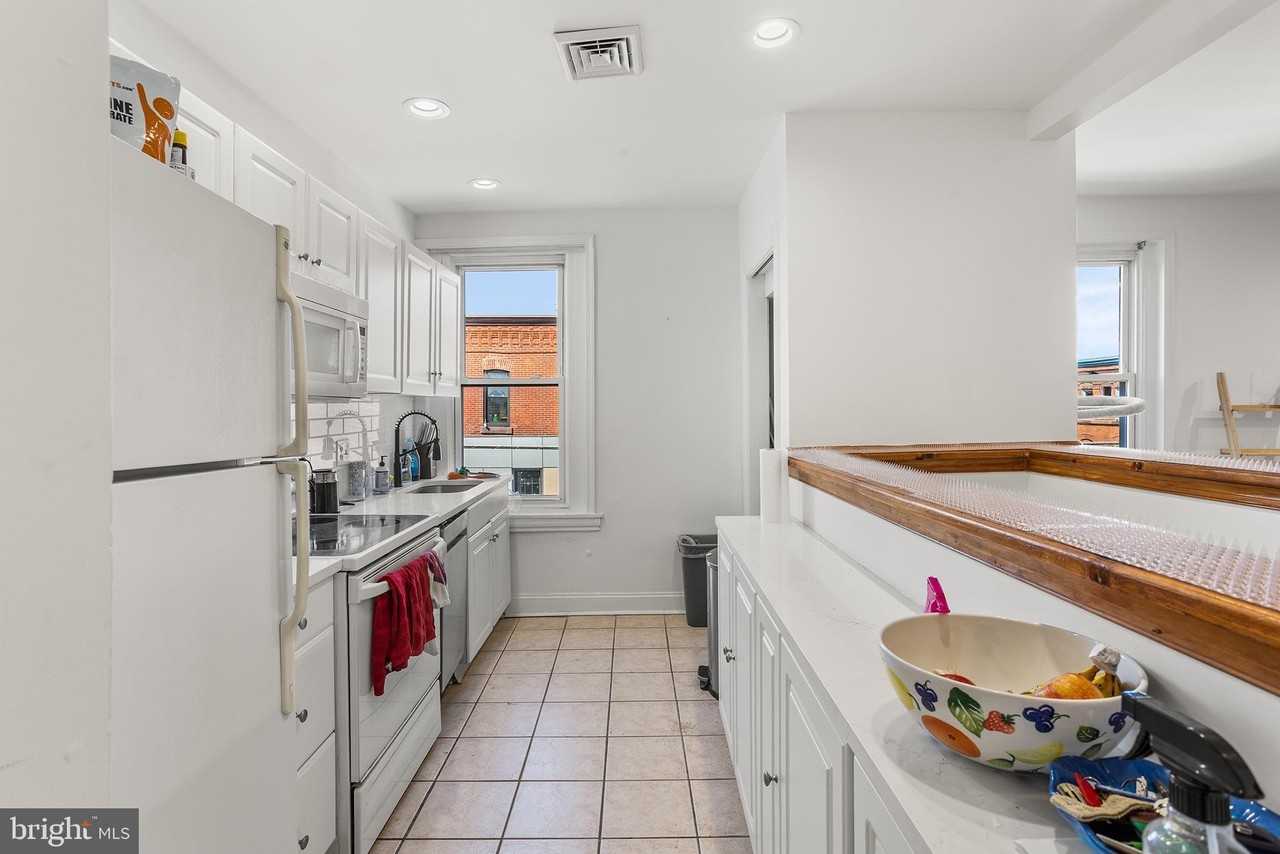 844 N 25th St #2 - Photo 6 of 13