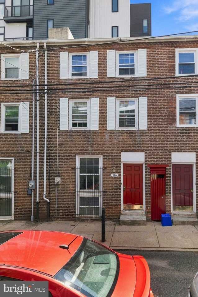 316 W Wildey St - Photo 2 of 19