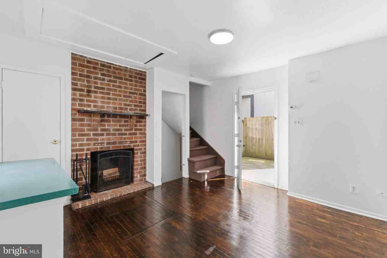 316 W Wildey St - Photo 3 of 19