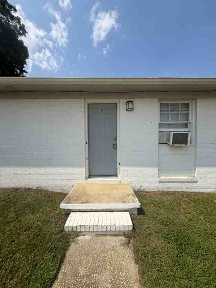 6444 Applecross Ave Apt B #Apt B