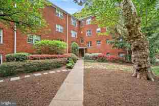 1423 N Nash St #3 - Photo 1 of 1