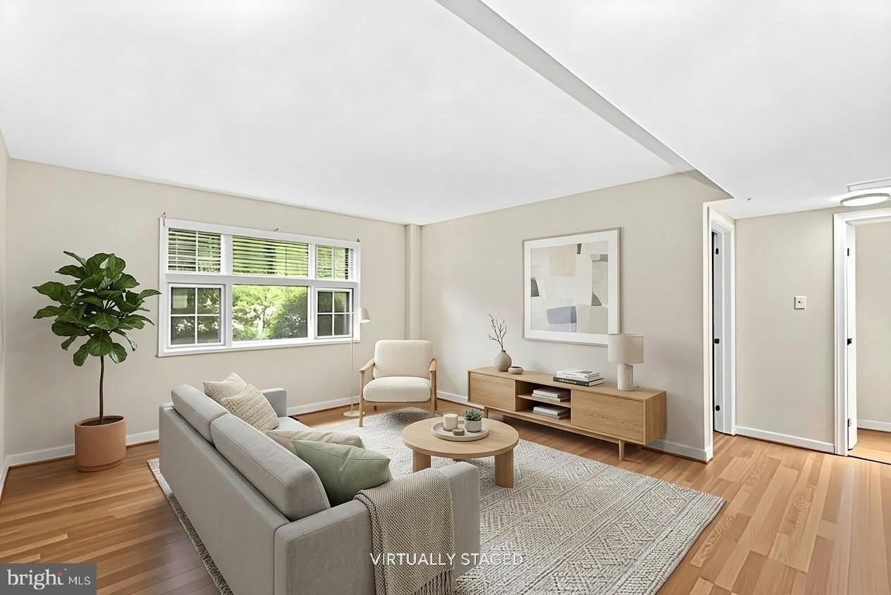 1423 N Nash St #3 - Photo 3 of 22
