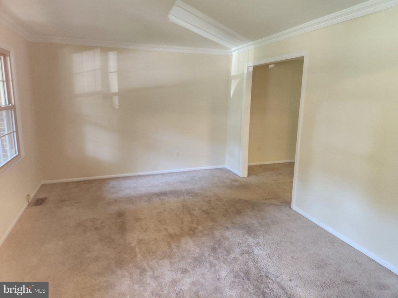 9702 Aspen Hollow Way - Photo 4 of 5