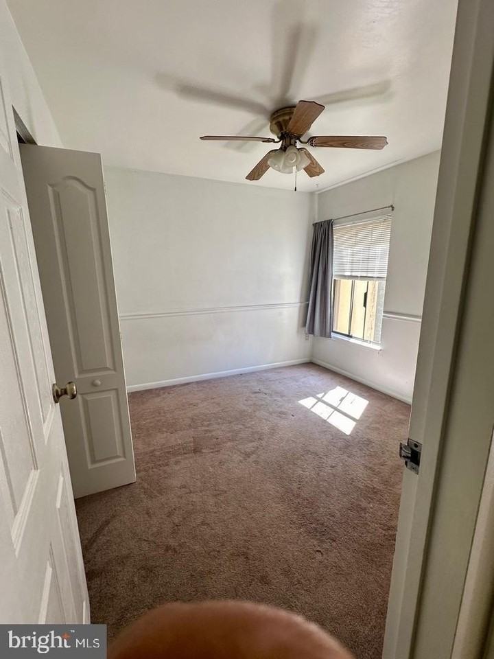 2366 Soft Wind Ct - Photo 2 of 21