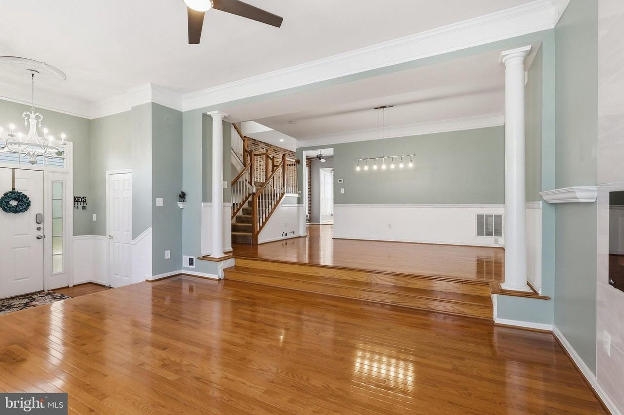 24699 Siltstone Sq - Photo 4 of 27