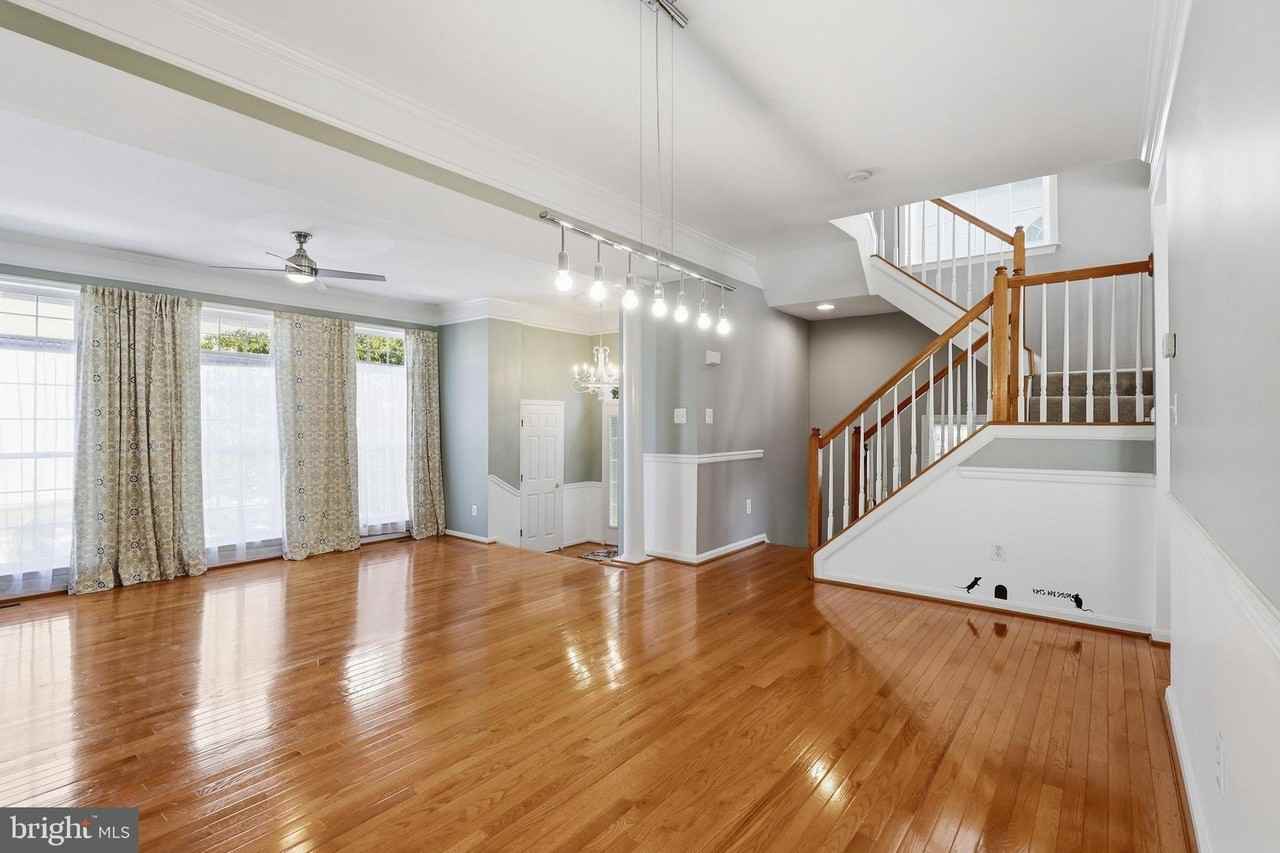 24699 Siltstone Sq - Photo 5 of 27