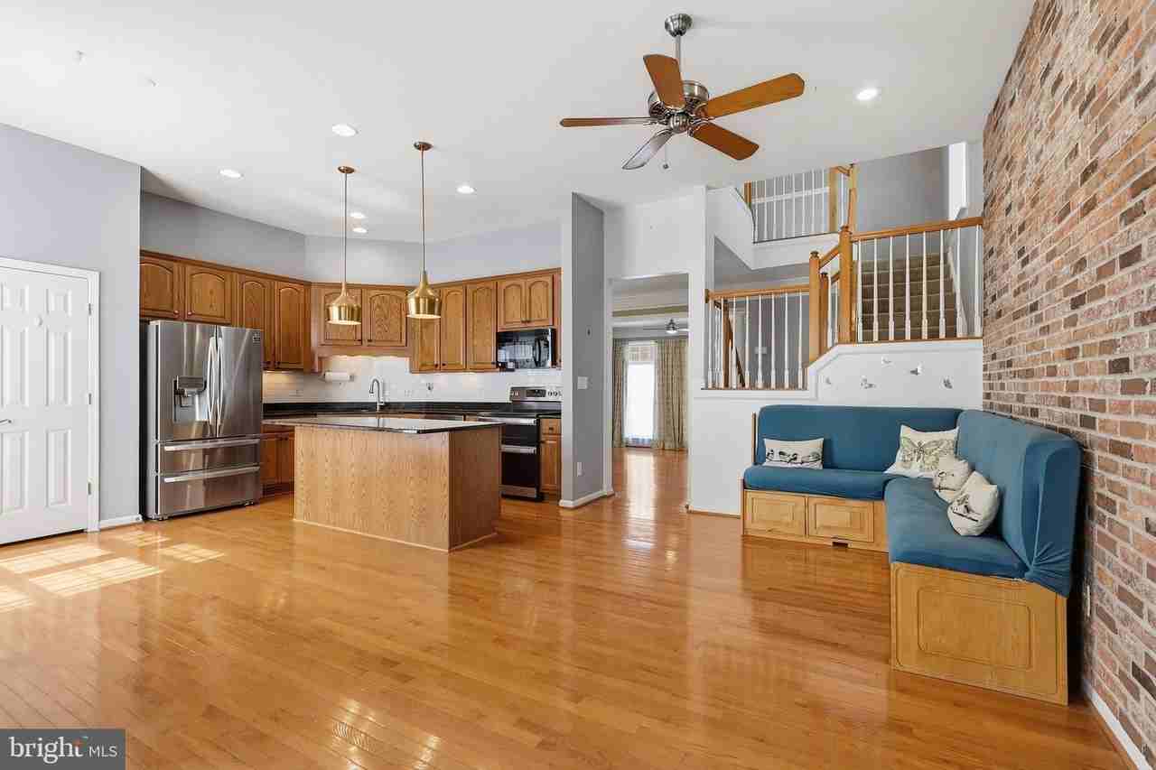 24699 Siltstone Sq - Photo 7 of 27