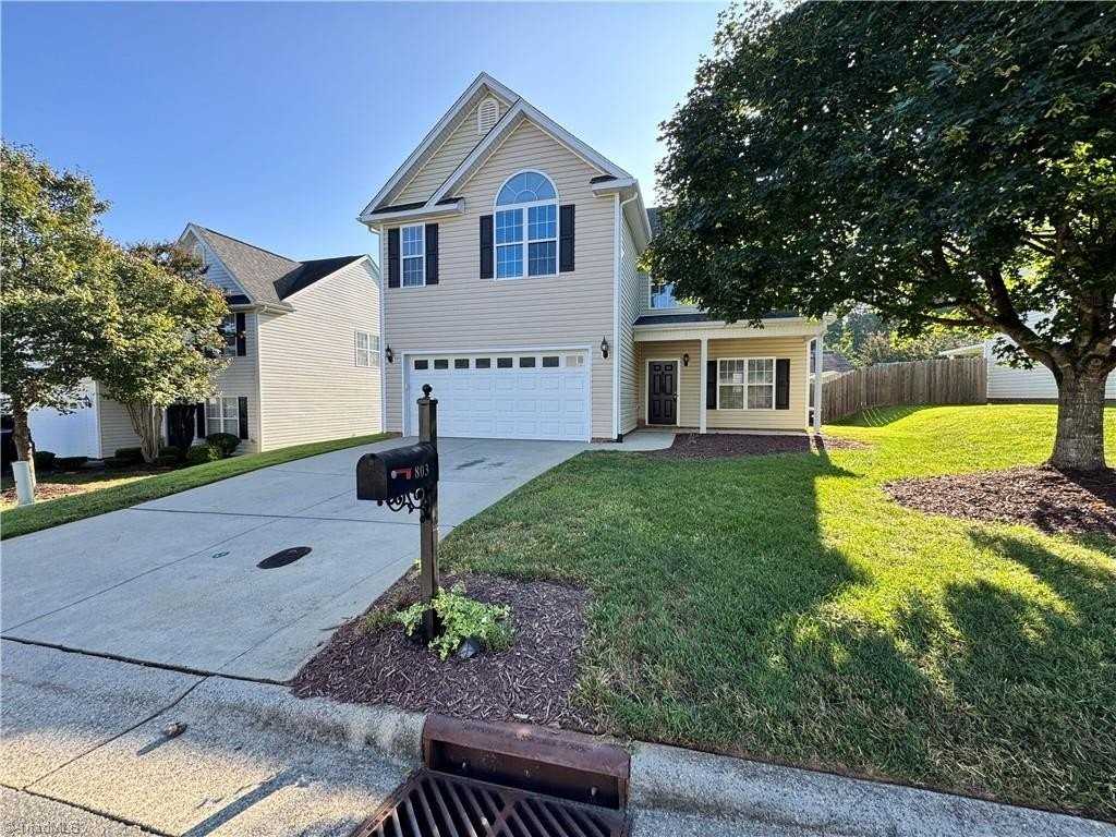803 Peachtree Meadows Cir - Photo 2 of 19