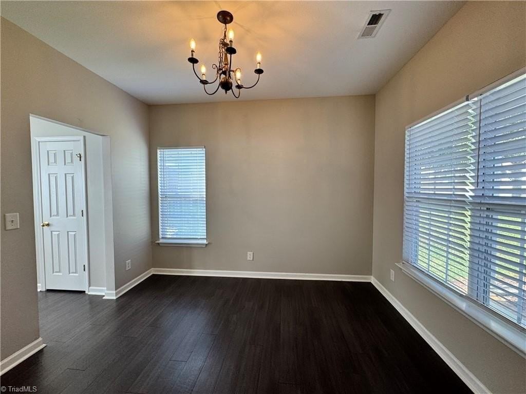 803 Peachtree Meadows Cir - Photo 4 of 19