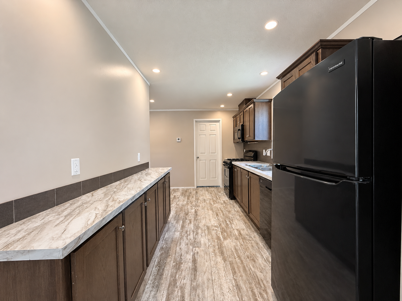11835 Cascade Cir #117 - Photo 4 of 25