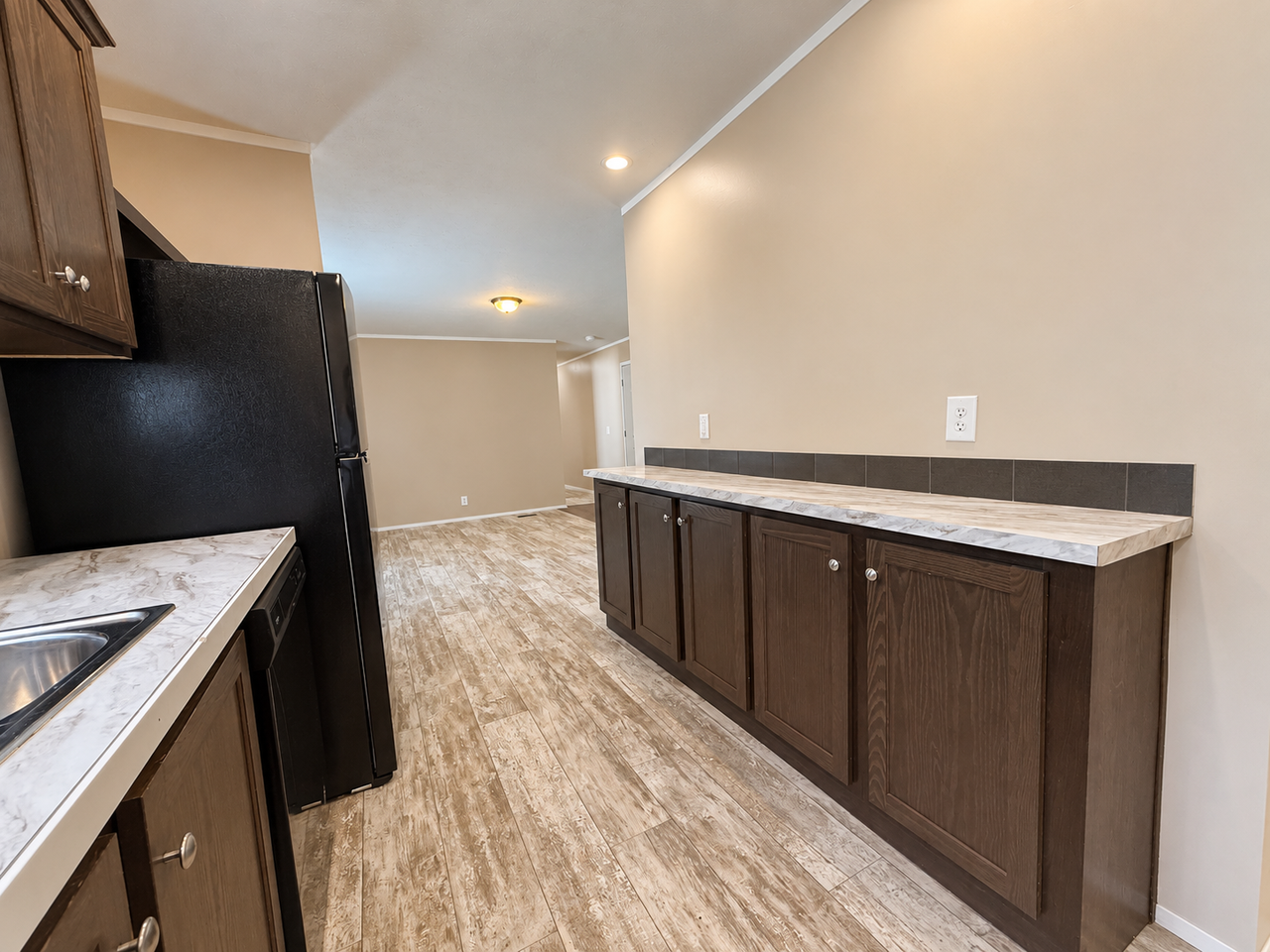 11835 Cascade Cir #117 - Photo 5 of 25