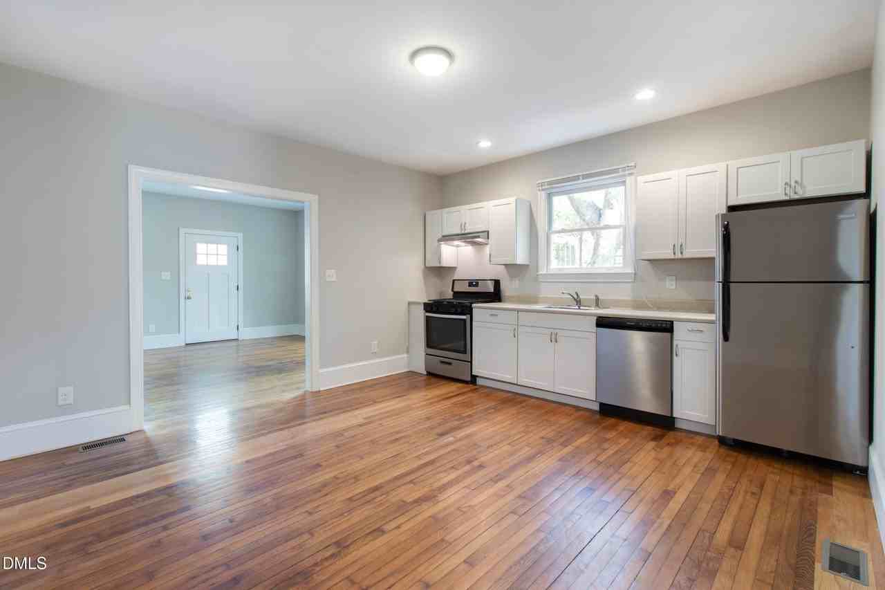 915 Exum St #A - Photo 6 of 15