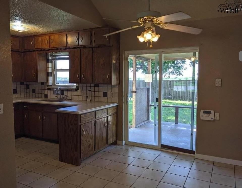 1204 Lisa Ln - Photo 3 of 17