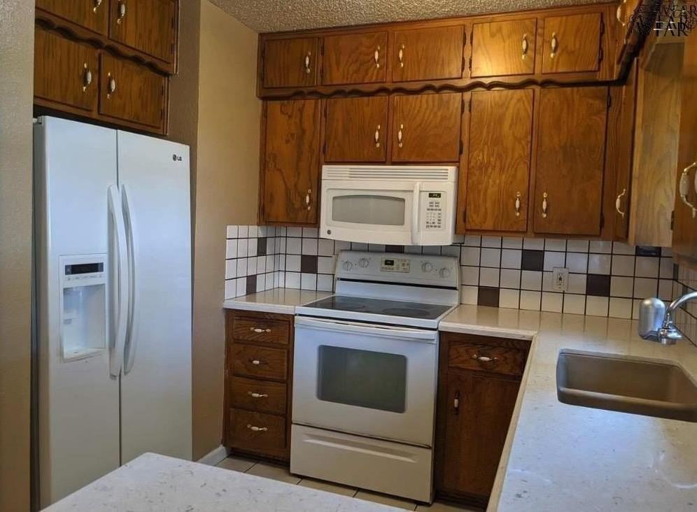1204 Lisa Ln - Photo 5 of 17