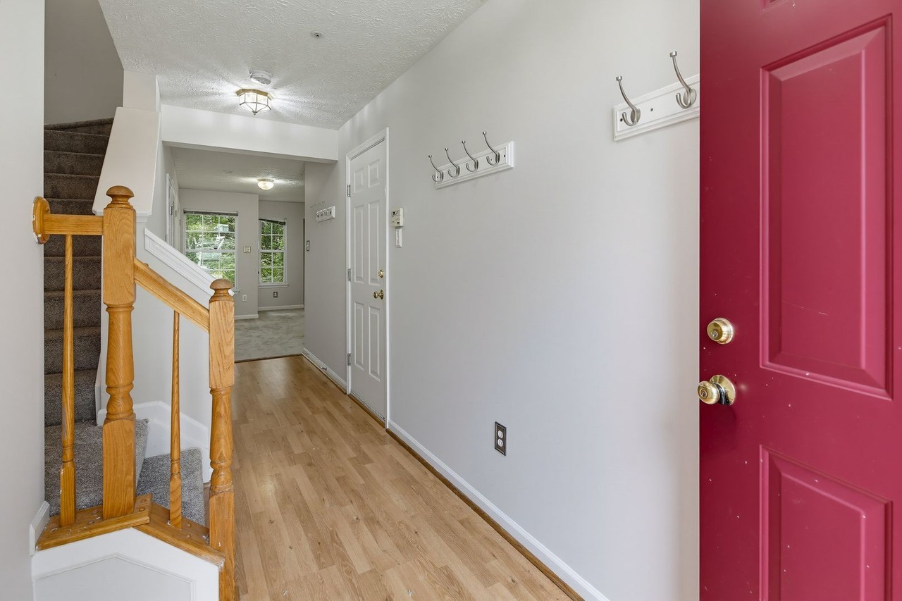 7005 Cradlerock Farm Ct - Photo 2 of 34