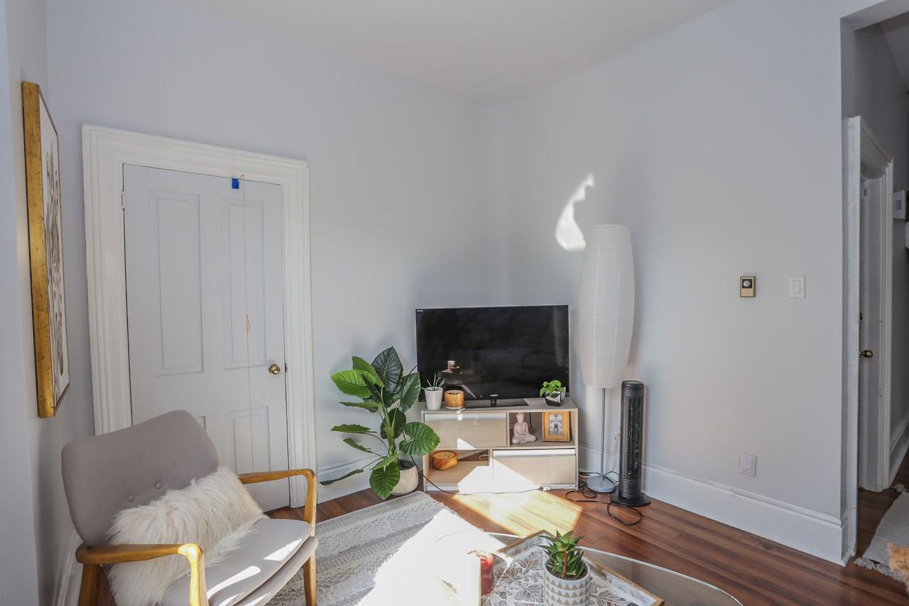 526 Waterloo Street #A - Photo 6 of 21