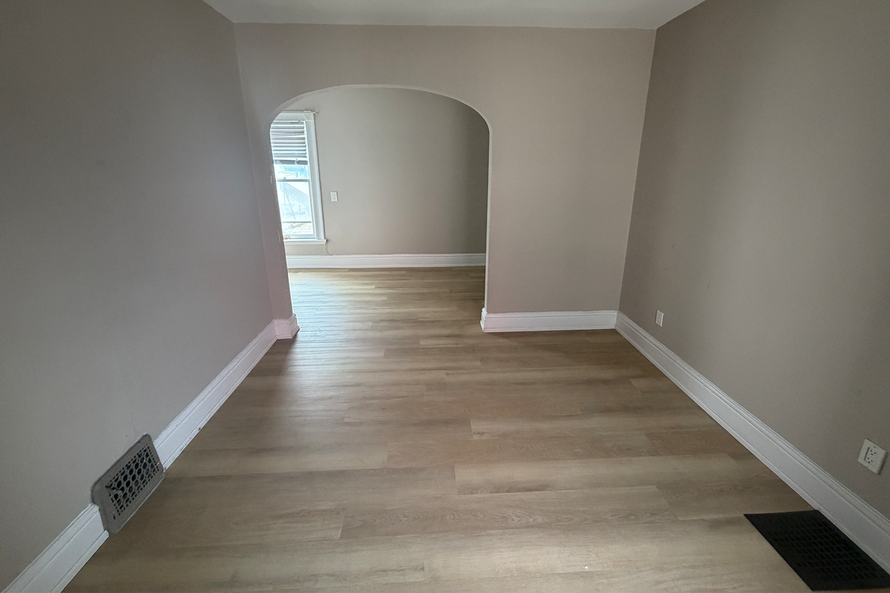 642 Richmond Street - Photo 3 of 14