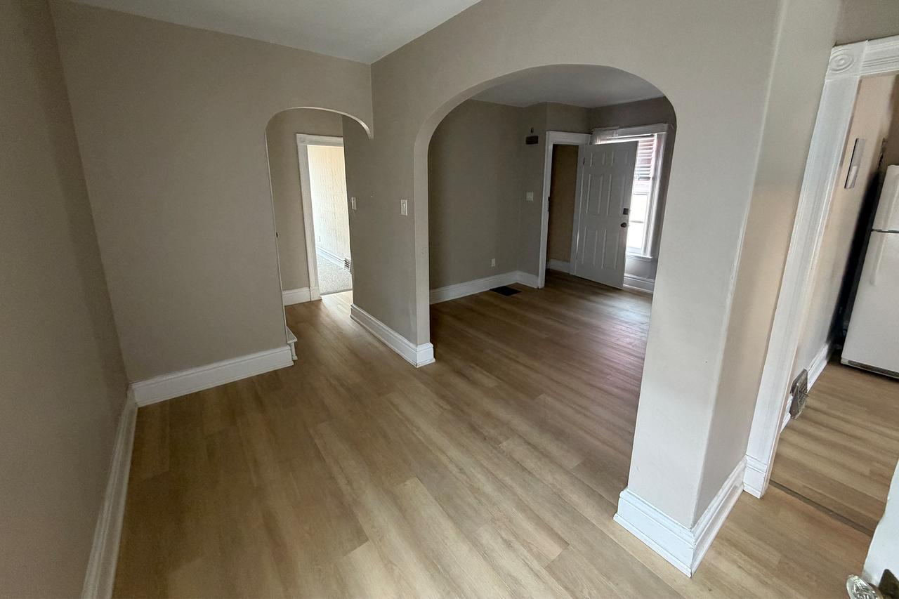 642 Richmond Street - Photo 4 of 14