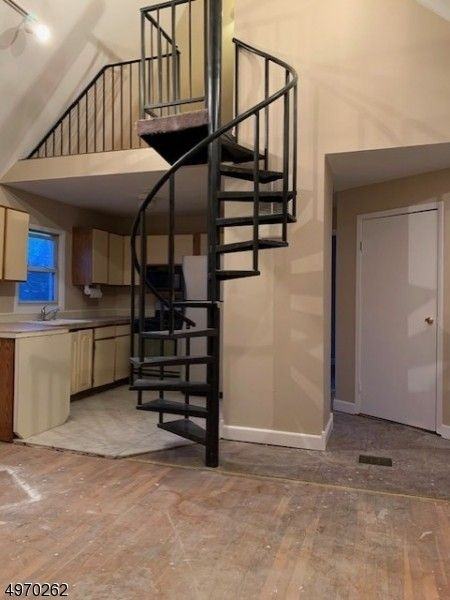 2003 Maple Ave #2 - Photo 4 of 10