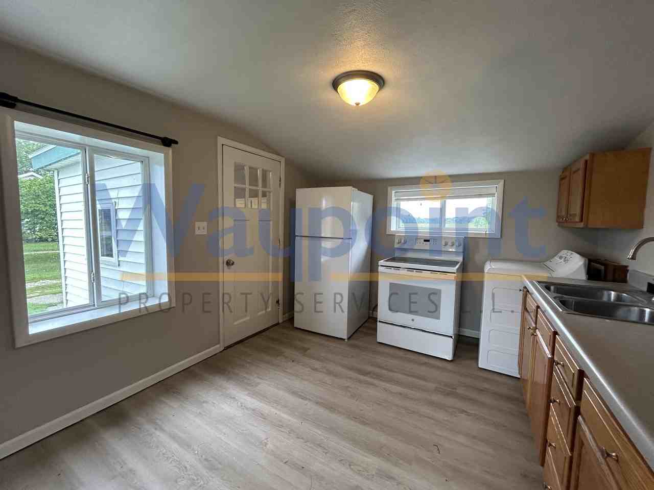 6757 S Sheridan Rd #1 - Photo 3 of 8